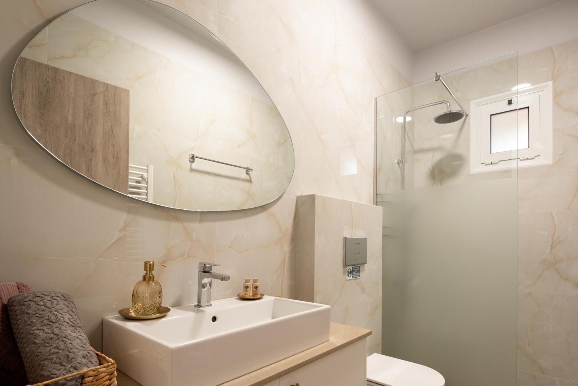 Alba Bianca Villa, Family Retreat With Heated Pool By Thinkvilla Херсониссос Экстерьер фото